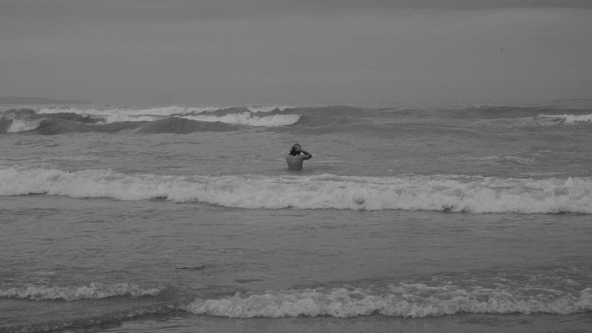 Naleye in the sea